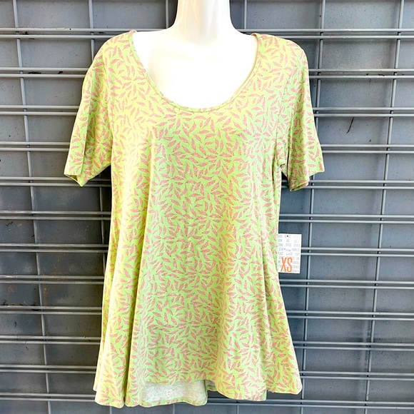 LulaRoe Leaf Print 🍃 Perfect T Top-#1016 - Picture 1 of 12